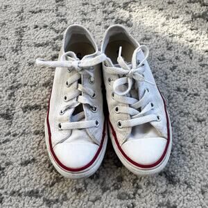 Converse White Low Top Sneakers Size 11.5
